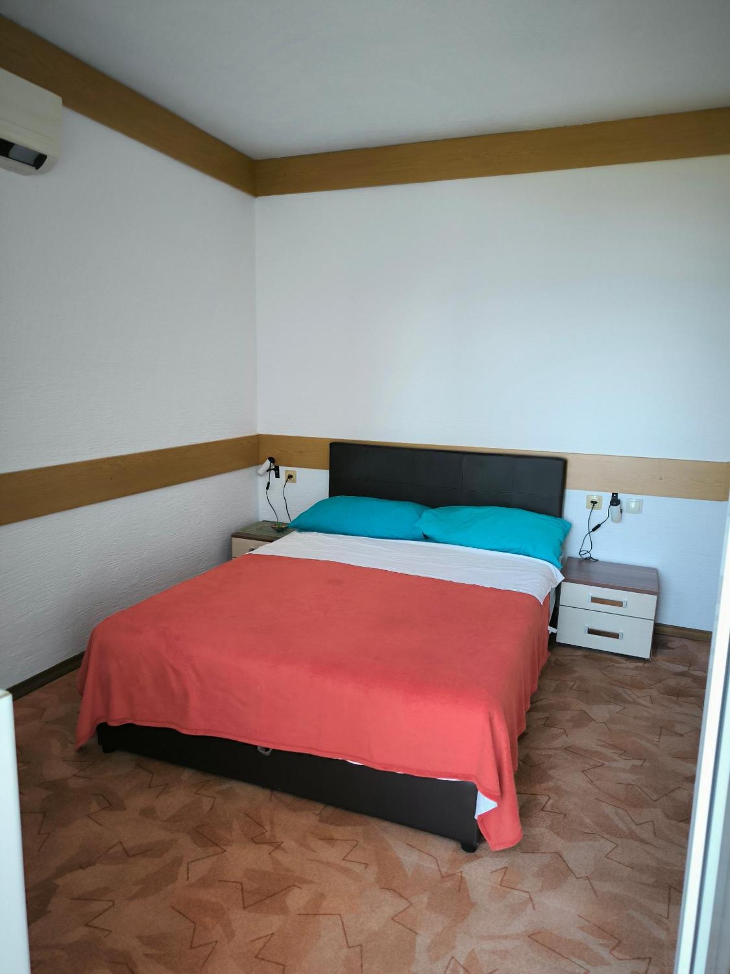 Apartmani Ljubica 클레노비차 외부 사진